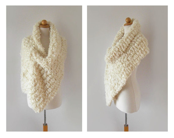 Chunky knit scarf