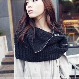 Zipper scarf