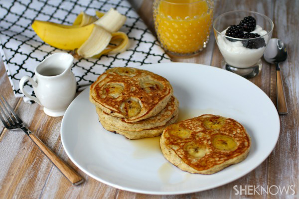 Meatless Monday: Banana-buttermilk and flaxseed pancakes