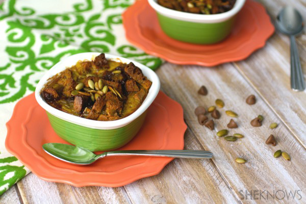 Gluten-free Goodie of the Week: Individual pumpkin-chocolate chip bread pudding