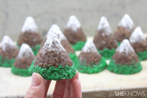 Snowy mountain cookies