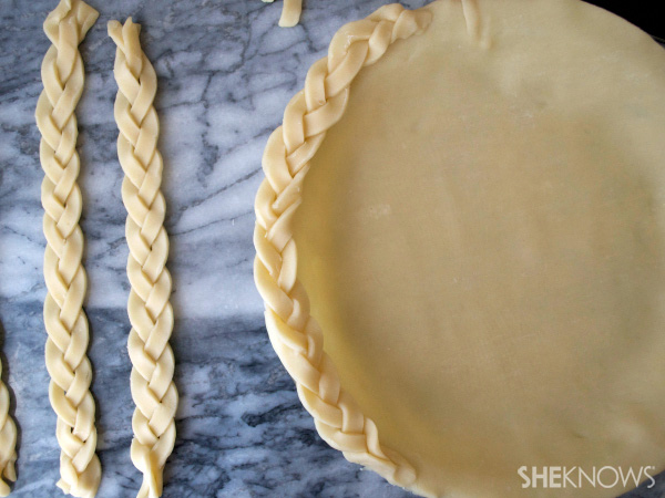 How to make a braided pie crust