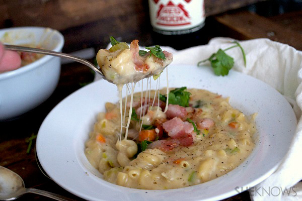 Creamy pancetta macaroni and cheese soup