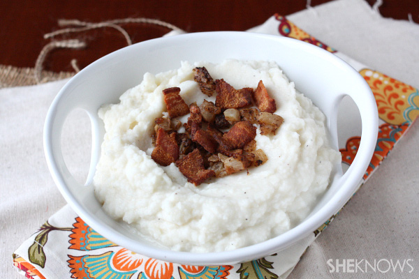 Mashed potatoes with caramelized onions and bacon