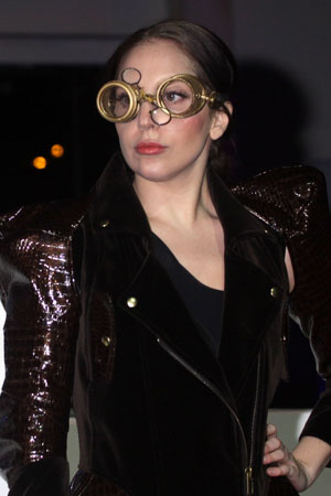 Lady Gaga addicted to marijuana