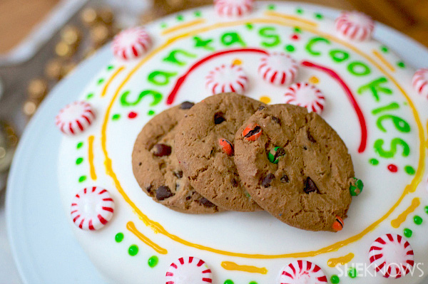 Santa's cookie plate cake