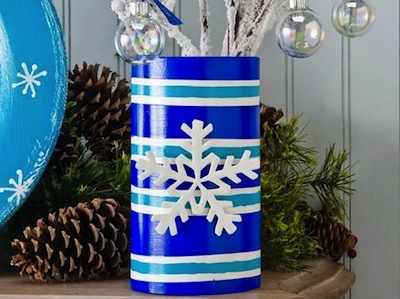 Blue and turquoise snowflake vase