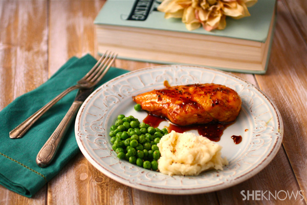 Sweet-n-spicy pan-glazed chicken