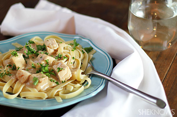Skinny one-pot chicken alfredo | Sheknows.com - final product