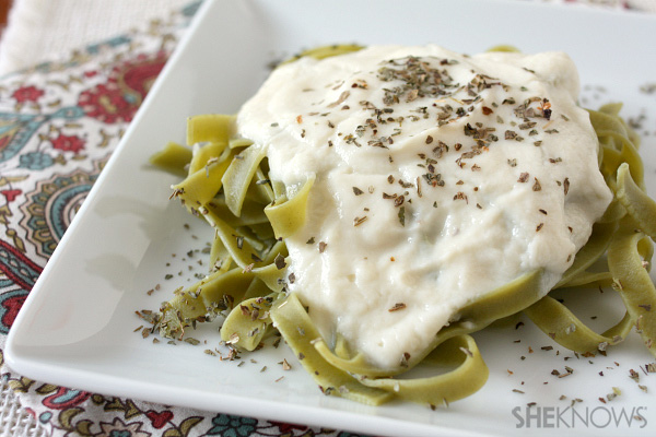 Creamy cauliflower Alfredo sauce
