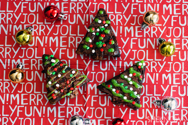 Easy Christmas tree brownies