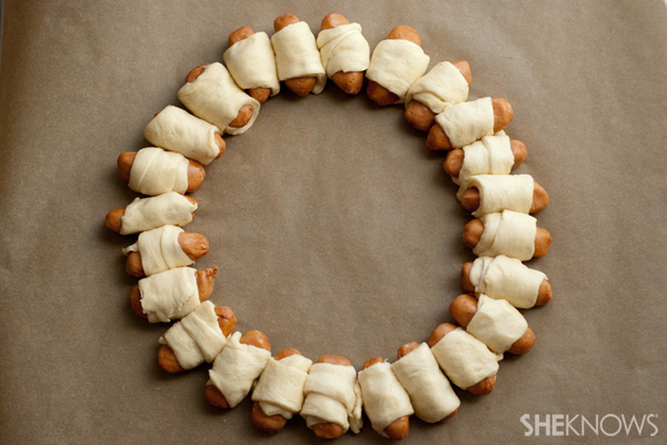 Pigs in the blanket holiday wreath