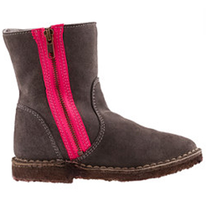 Chalet boots for girls