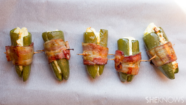 Jalapeño bacon poppers