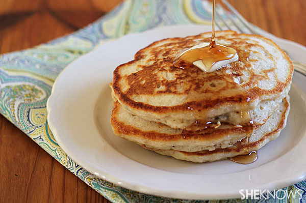 Banana oatmeal pancakes