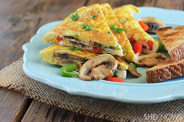 Mushroom and bell pepper omelet