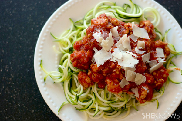 tomato bolognese with zucchini noodles