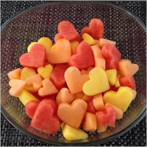 Heart fruit salad | Sheknows.com