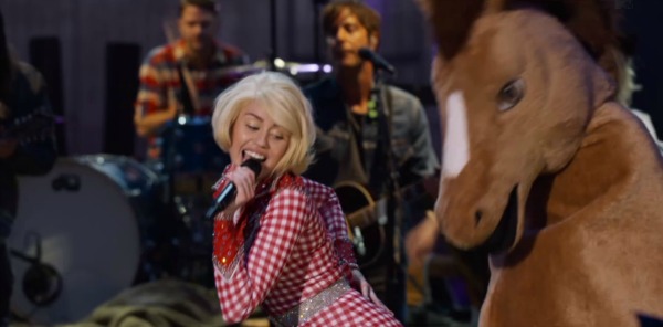 Miley Cyrus unplugged