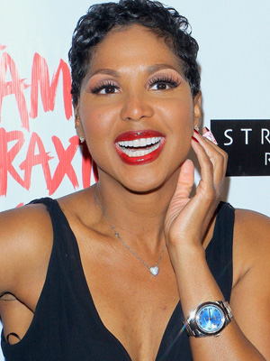 Toni Braxton wearing a watch