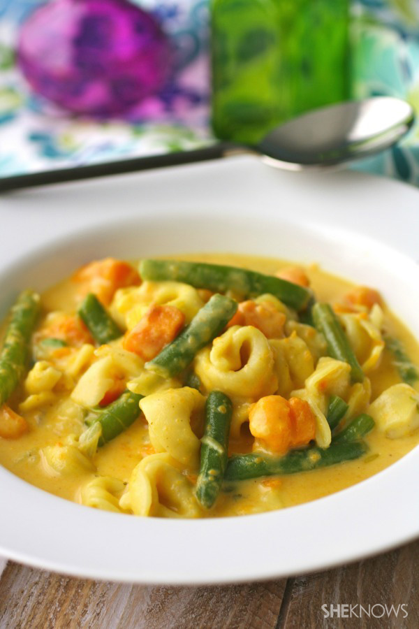 Curried sweet potato, green bean, and tortellini soup