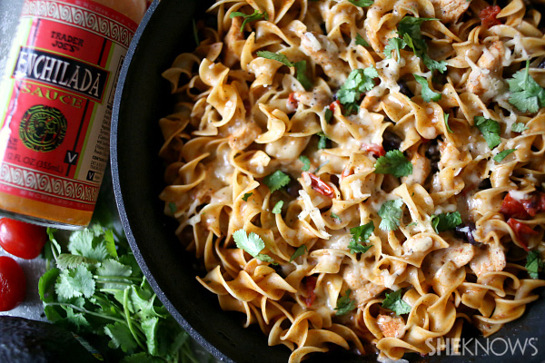 One-pot chicken enchilada pasta