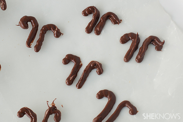  Valentine love bug snacks 