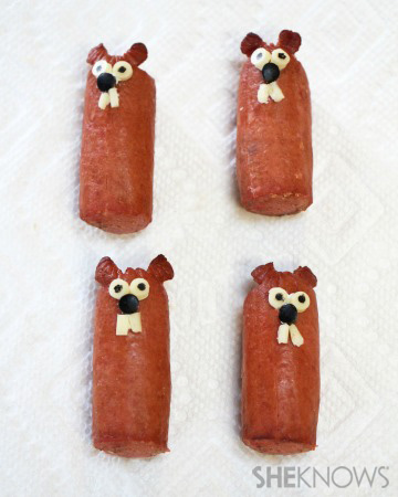Hot dog, that’s a tasty groundhog!