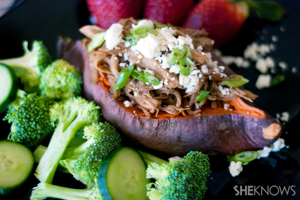 Stuffed sweet potatoes with chicken, feta & honey