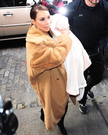 Kim Kardashian with North West | Sheknows.com