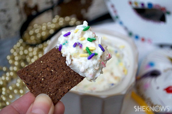 King cake dip