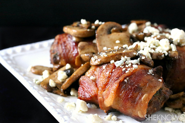 Mini bacon wrapped meatloaves