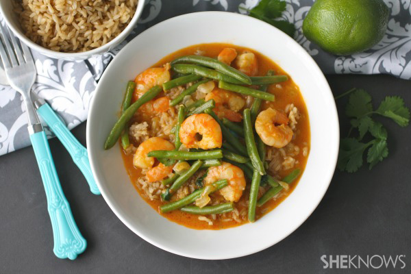 Thai red curry shrimp with green beans