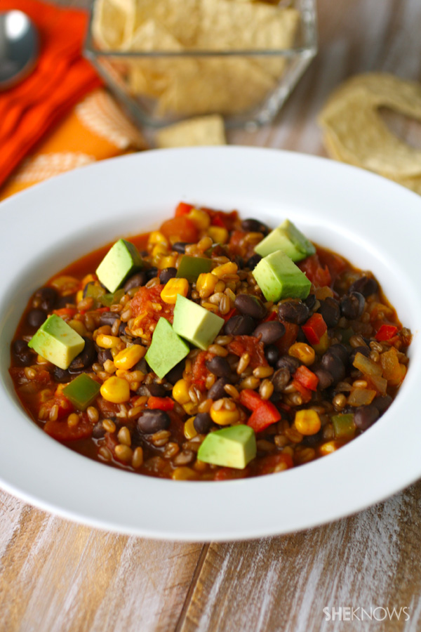 Vegan wheat berry and black bean chili