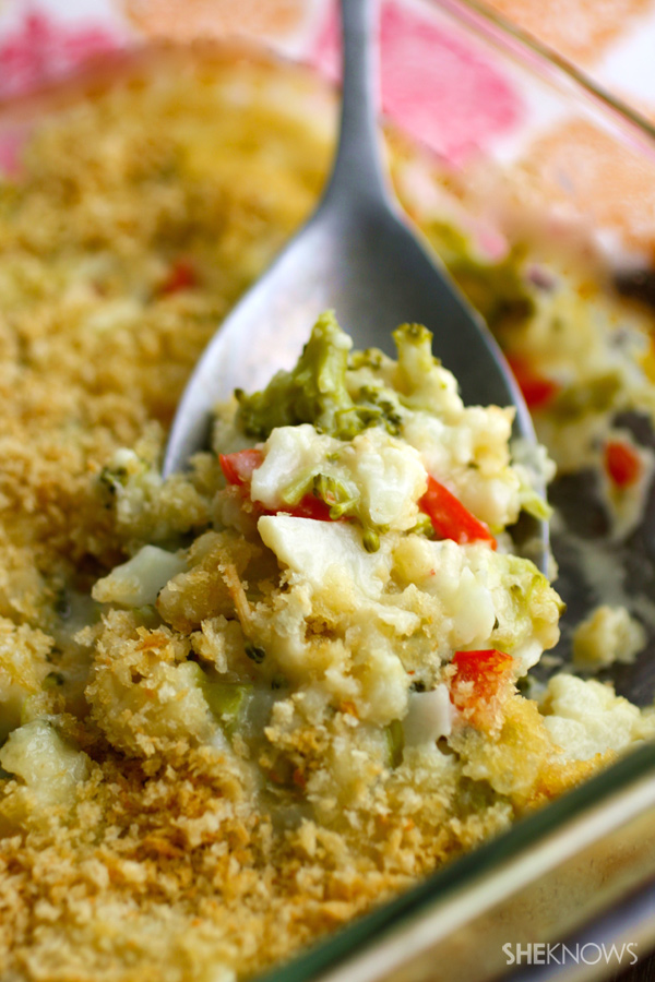Cheesy broccoli & cauliflower bake