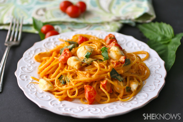 Creamy Caprese spaghetti
