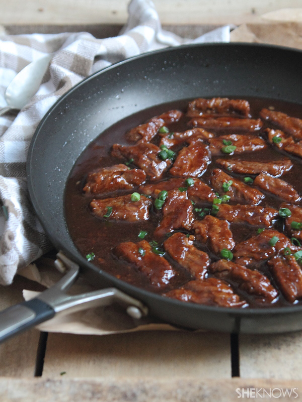 Sweet & sticky mongolian beef in 30 minutes