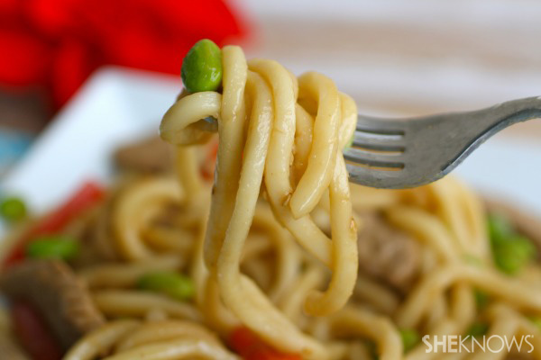 Pork lo mein