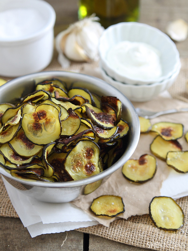 Salt & vinegar zucchini chips with garlic yogurt dip