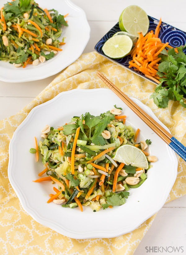Pad thai with zucchini noodles