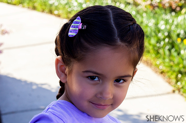 Felt Easter egg hair clip | Sheknows.com