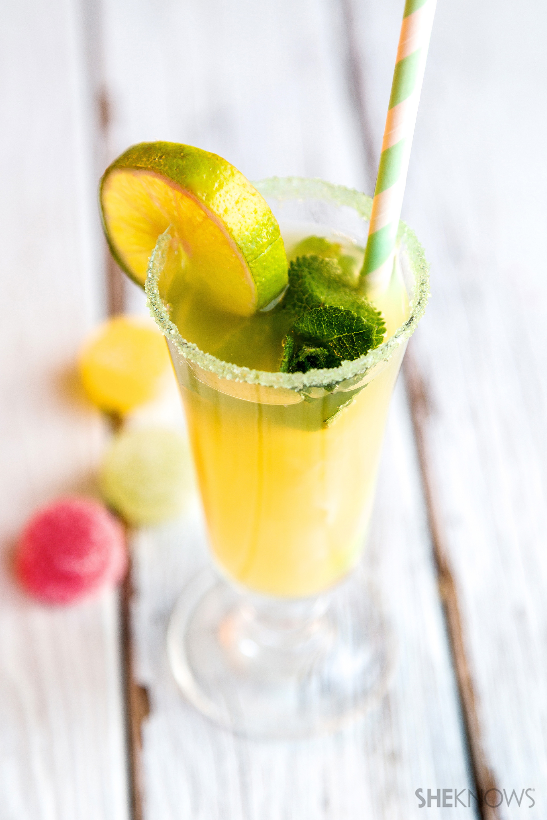 Green apple & pineapple mock mojito recipe