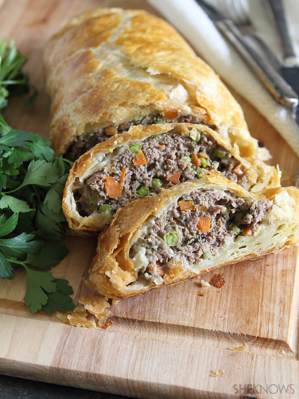 Easy ground beef wellington
