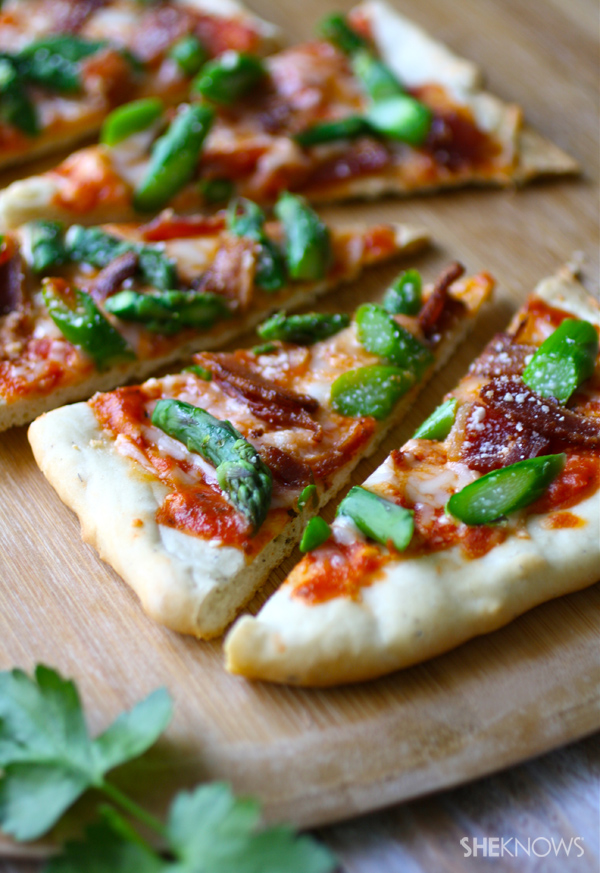 Asparagus and bacon flatbread