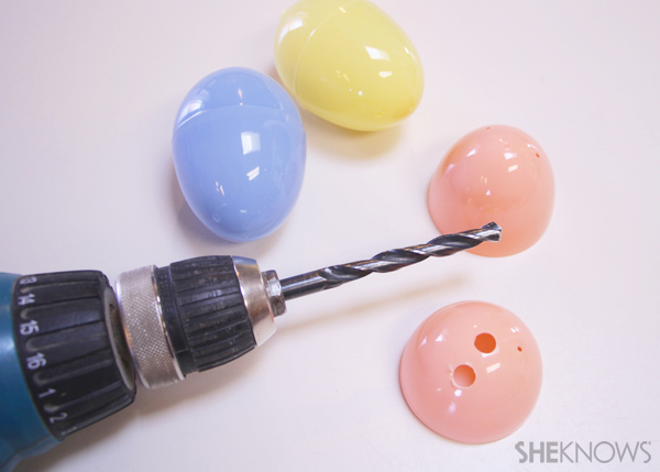 Easter surprise pudding pops recipe