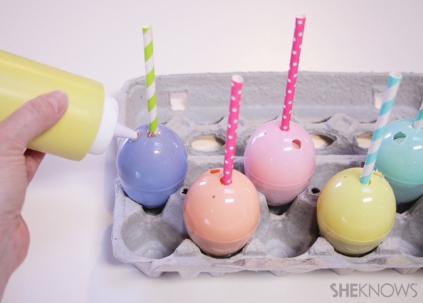 Easter surprise pudding pops recipe