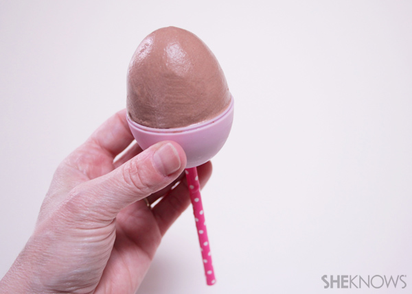 Easter surprise pudding pops recipe