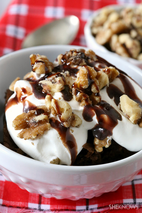Slow cooker chocolate nut cake