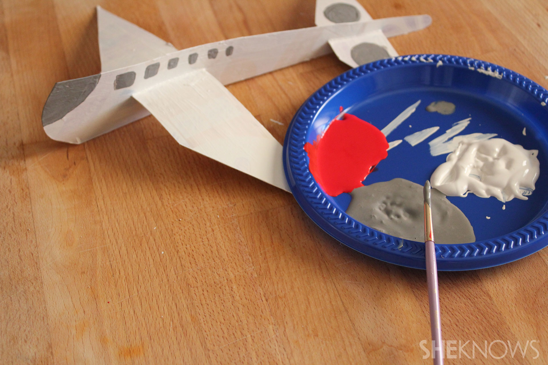 Have a cereal box? Make an airplane