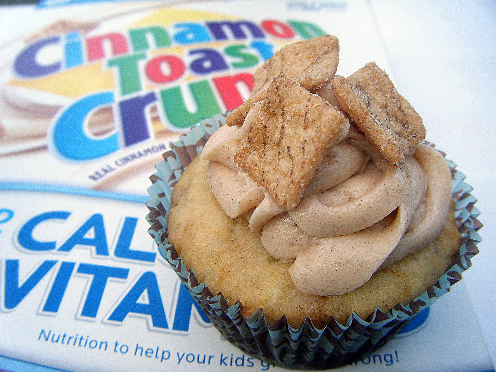 Cinnamon Toast Crunch cupcakes